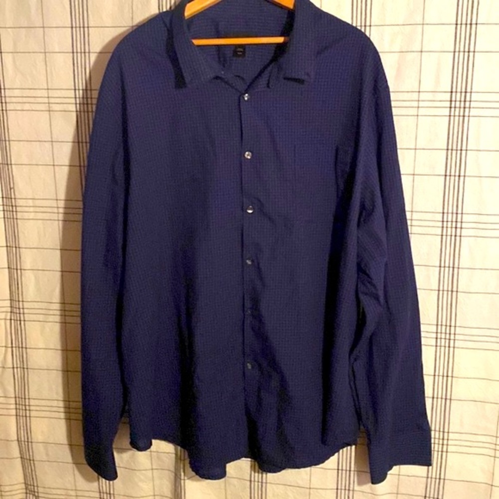 Attention big and tall buttondown